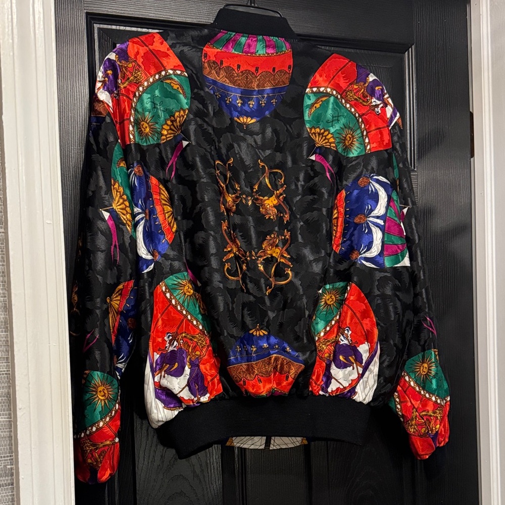 Vintage “Mighty” Vibrant Graphic Bomber Jacket - Picture 5 of 5